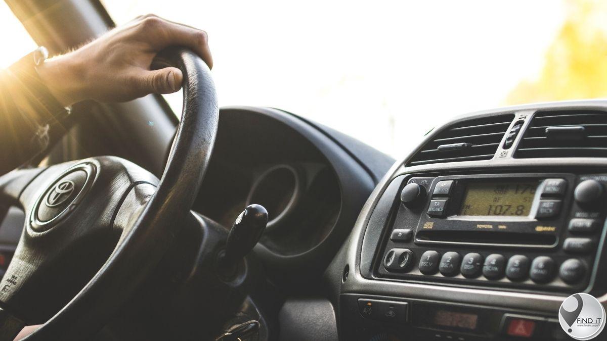 Swendelaar doen hom voor as motorhandelaar