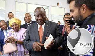 R1,5 miljard in die drein — Suid-Afrika se eerste slimfoonfabriek word op ’n veiling aangebied