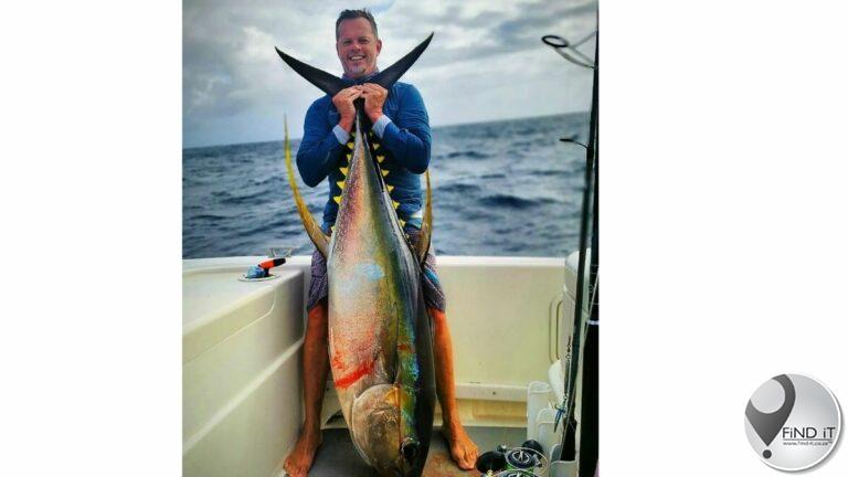 Bok van Blerk trek bielie van 'n tuna uit