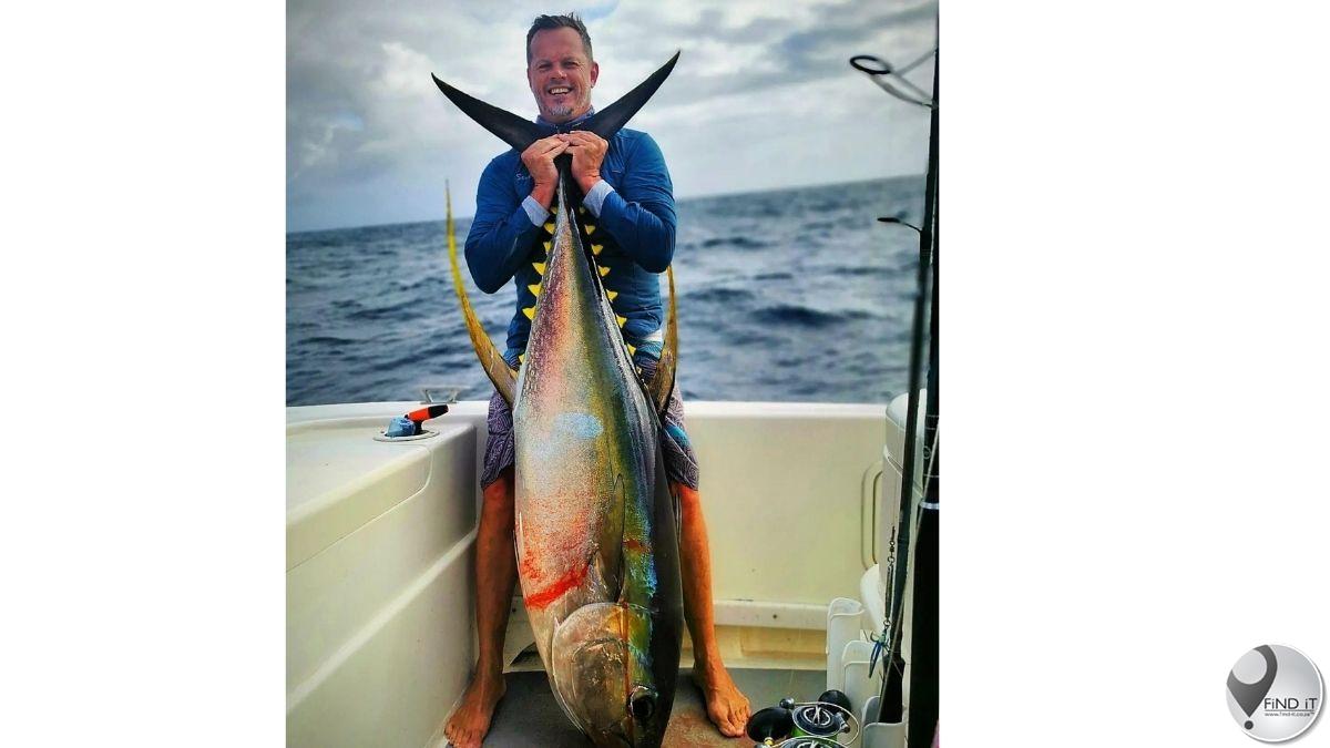 Bok van Blerk trek bielie van 'n tuna uit