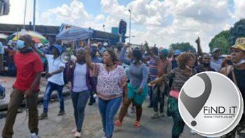 Four injured in violent stand-off during protest aimed at chasing away foreign nationals