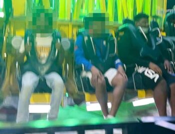Seun (14) val na sy dood by pretpark (Foto's: Sky News, The Sun, Daily Mail)