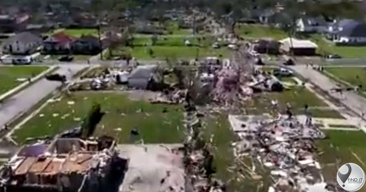 Tornado vernietig huise