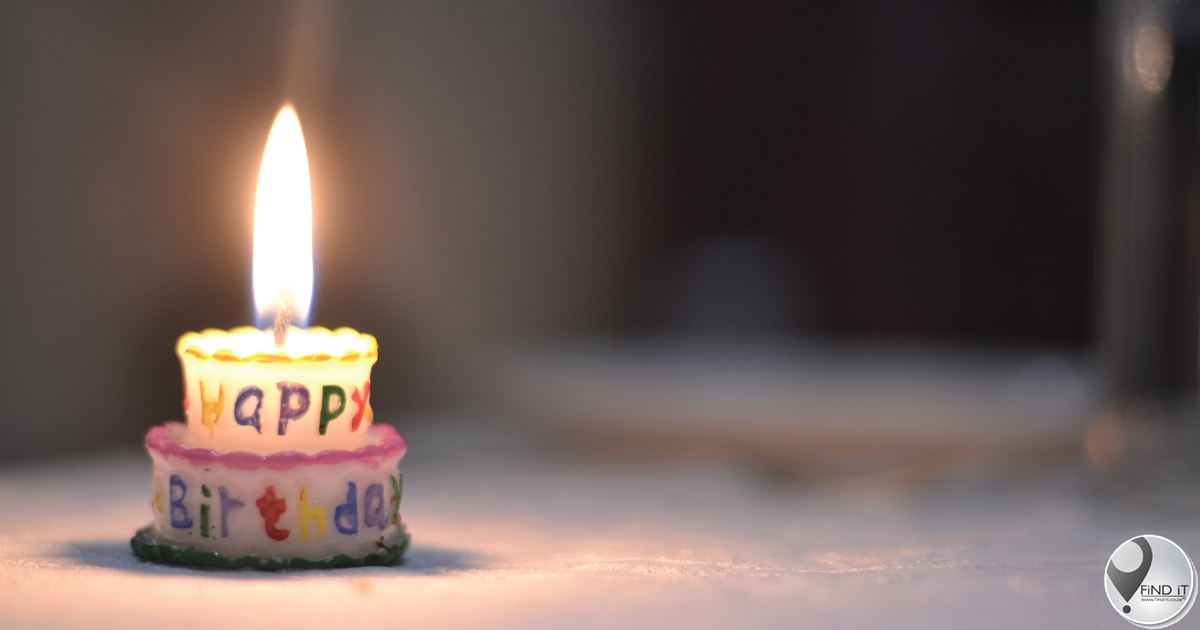 WATCH: Waiter sparks debate after denying customer a candle for her birthday