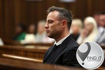Oscar Pistorius se prokeureurs hof toe