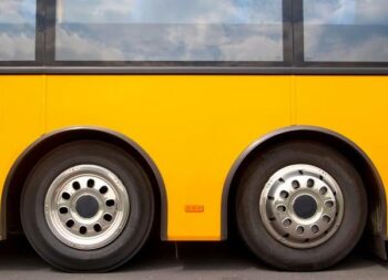 Werknemers in die busbedryf beplan glo stakings (Foto: rgbstock)