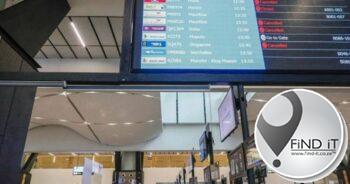 OR Tambo-amptenaar gevang omdat hy onwettige immigrante in SA ingelaat het