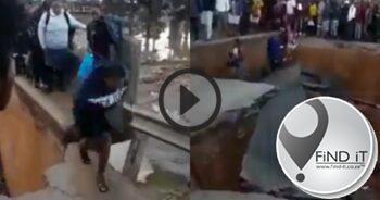Video van KZN werknemers wat oor ineengestorte pad moet loop maak SA kwaad