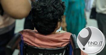 Woede nadat Indiese lugredery gestremde tiener verwyder het
