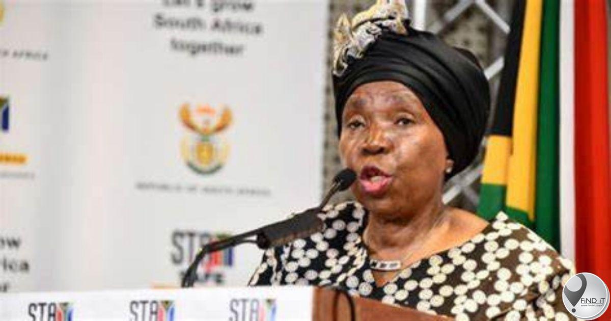 Dlamini-Zuma: KZN-vloedslagoffers moet grond toegeken word wat meer rampbestand is