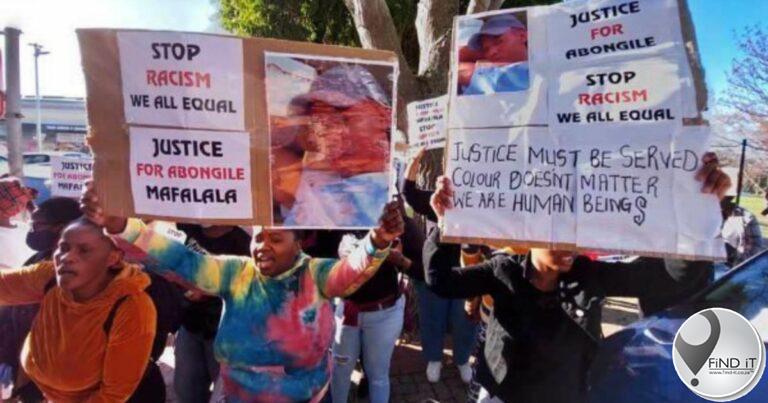 Rassisme word blameer vir boendoe-aanval op Uber bestuurder in Parkwood