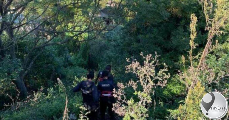 Verbyganger vind ontbinde lyk in digte bos in KZN