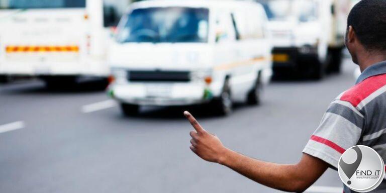 Taxi ry glo agt voetgangers raak in KZN-gru-ongeluk