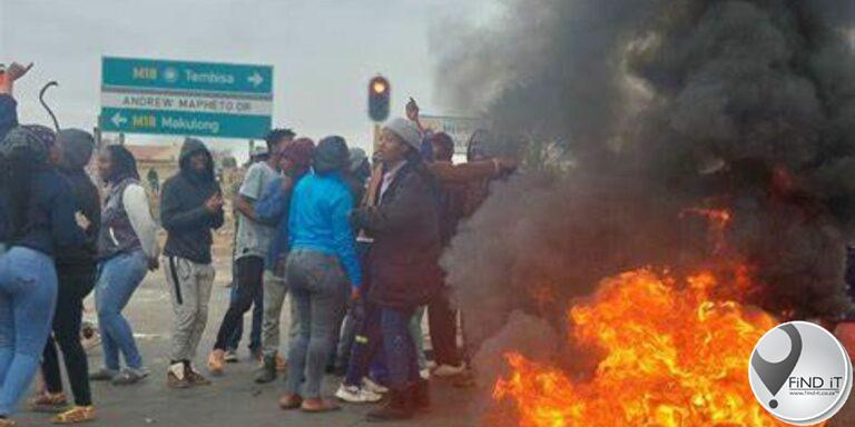 Rubberkoeëls vlieg teen Tembisa-tariewe, kragprotes