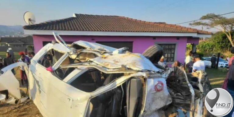 3-leerlinge dood in KZN-taxi-ongeluk