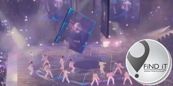 Groot skerm val op dansers by Hongkongse 'boyband' konsert