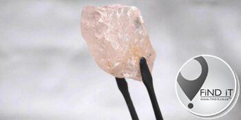 Pienk diamant wat in Angola gevind is, glo die grootste in 300 jaar