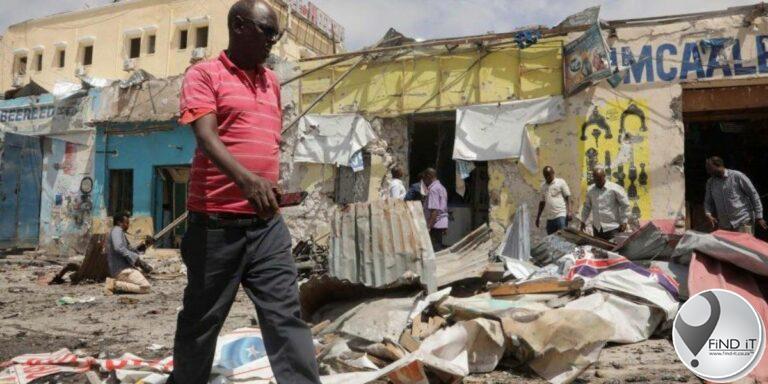 Meer as 20 mense sterf in Somaliese hotel-aanval