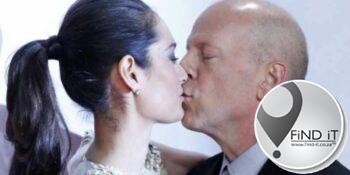 Bruce Willis se vrou, Emma, deel oulike video van impromptu musieksessie
