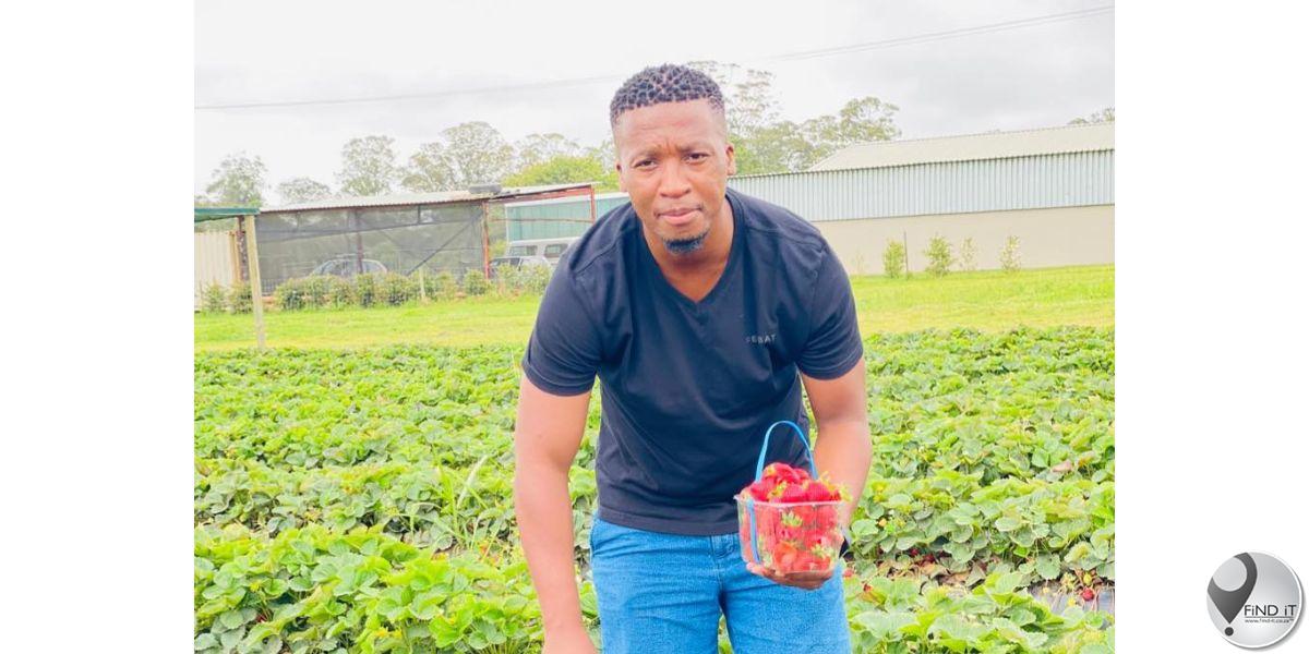Phakamile Ntshiza