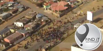 Chaos sak toe op die Kagiso-township