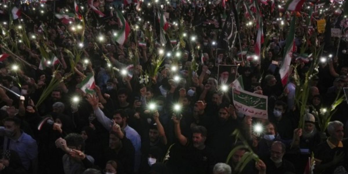 Dodetal styg in Mahsa Amini-optogte in Iran