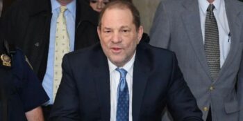 Harvey Weinstein verskyn in die hof