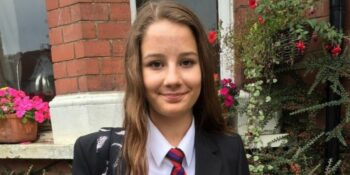 Britse lykskouer blameer sosiale media vir meisie (14) se selfdood