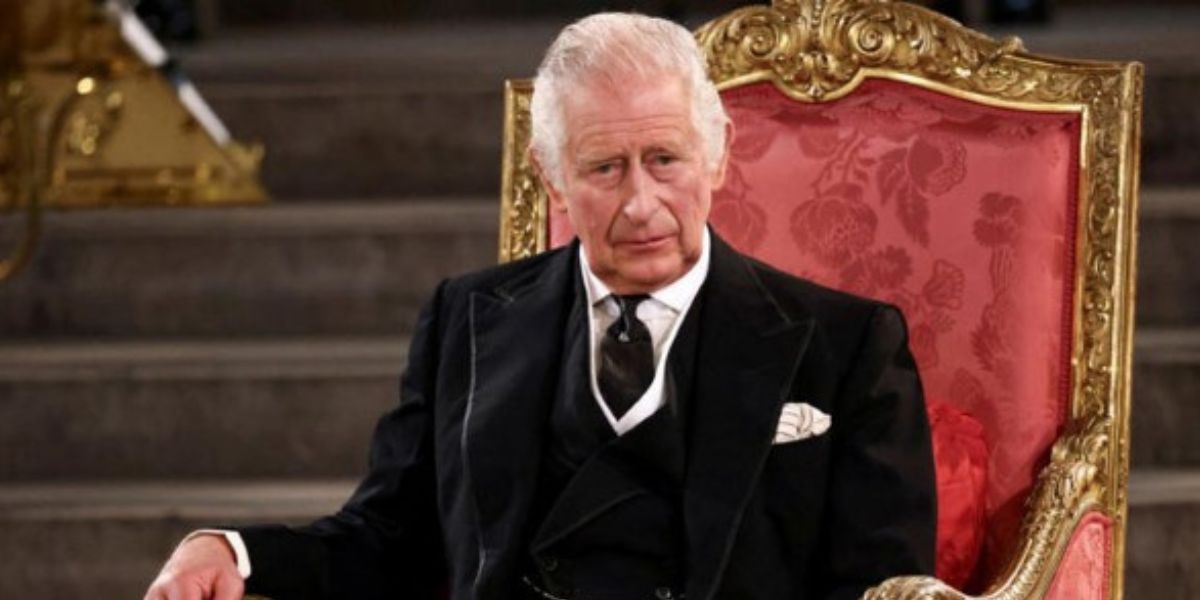 Koning Charles 'sal vir vyf jaar nie in Buckingham-paleis intrek nie weens £369m opknapping'