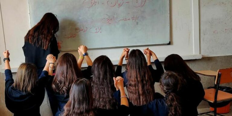 Skoolkinders sterf in Iran