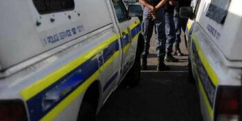 Gewapende sekuriteitswagte gearresteer na hulle glo op taxi skiet