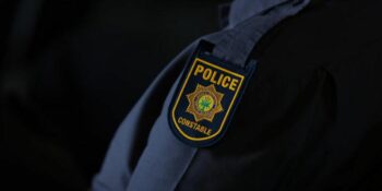 Vermeende moordenaars maak diefstal-en meineedsake teen polisiebeamptes