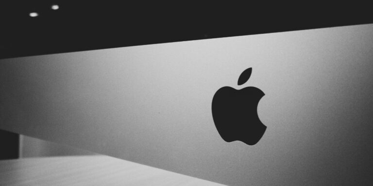 Apple iPhone-versendings vertraag oor China Covid-inperking