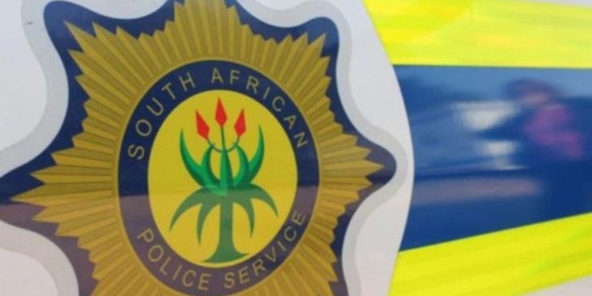 Manlike verpleegster oorhandig homself aan polisie na moord