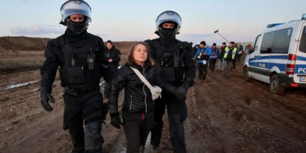 Greta Thunberg vrygelaat na inhegtenisneming