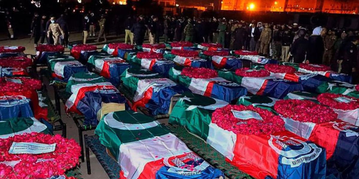 Dodetal styg in Pakistan selfdood-bomaanval
