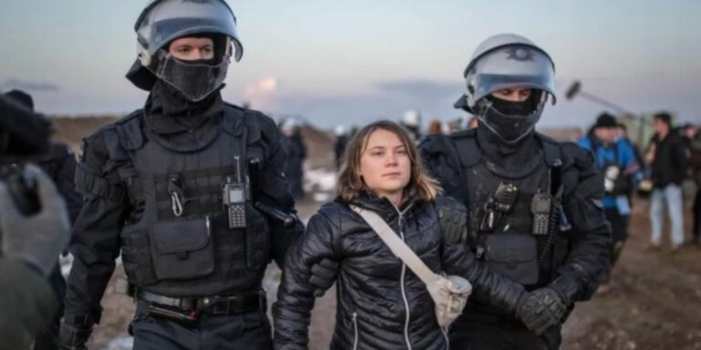 Duitse polisie ontken Greta Thunberg se aanhouding was ‘opgestel’