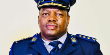 Nasionale polisiekommissaris wil hê polisiemoorde moet as hoogverraad verklaar word