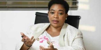 Betogers bestorm KZN premier se huis en dreig haar familie