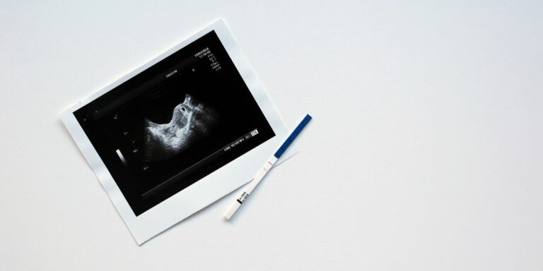 Woede ontstook oor voorstel van professor dat breindood vrouens as surrogate gebruik word