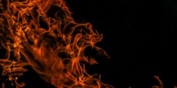 Een persoon gehospitaliseer na hotel brand in Durban