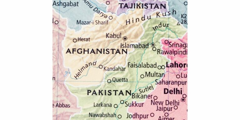 Minstens 12 mense sterf in aardbewing in Afghanistan