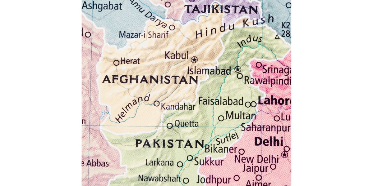 Minstens 12 mense sterf in aardbewing in Afghanistan