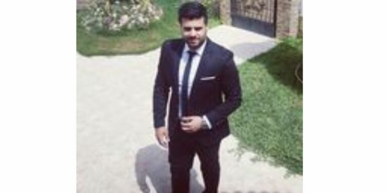Tunisiese sokkerspeler steek homself aan die brand uit protes teen polisie, sterf