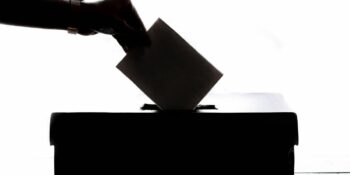Cyril Ramaphosa onderteken Electoral Amendment wet