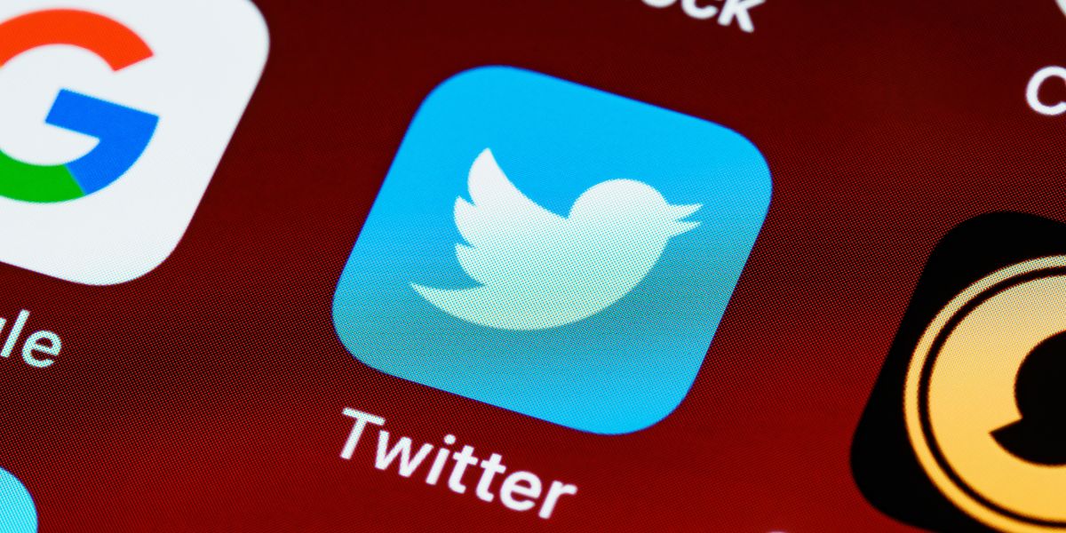 Sommige Twitter rekeninge kry ‘blue tick’ terug