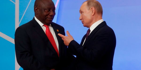 Poetin verwelkom Afrika-vrede sending