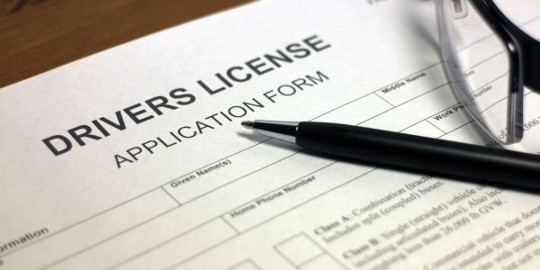Lisensiedrukmasjien weer reg – vervoerdepartement