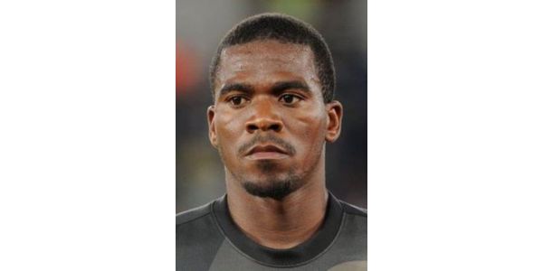 Verdediging soek ‘siek’ polisiebeampte weer in getuienisbank in Senzo Meyiwa-saak
