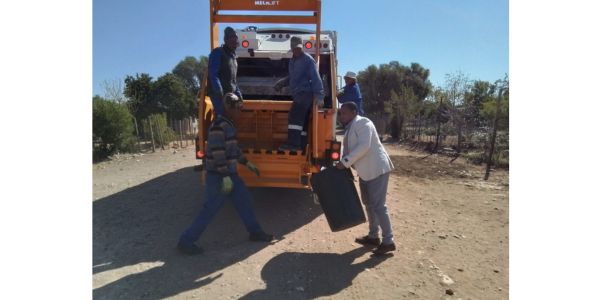 Refuse removal services resurrected by !Kheis multi-party government